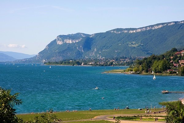 Le lac du Bourget à Aix les Bains