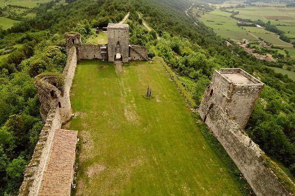 Le château de Puivert