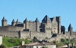 Cité de Carcassonne à découvrir pendant un séjour à Amélie les Bains