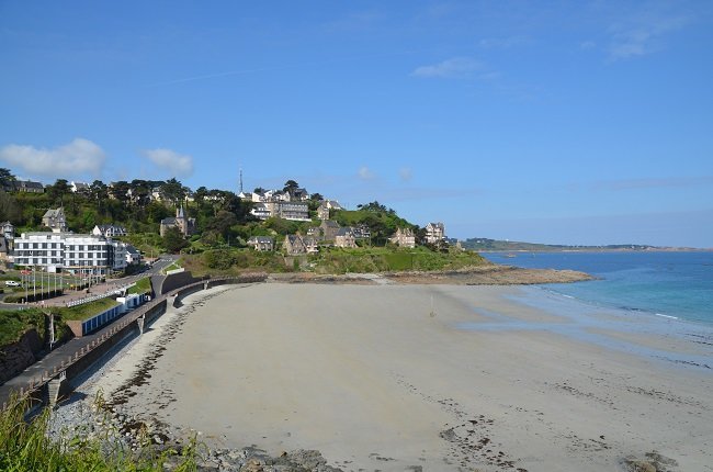 Littoral de la Bretagne : pas de station thermale