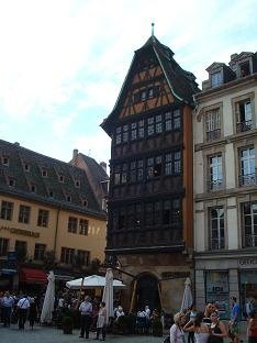 La place Kléber à Strasbourg - sur la place de la Cathédrale