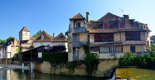 Salies de Béarn, une station thermale typique
