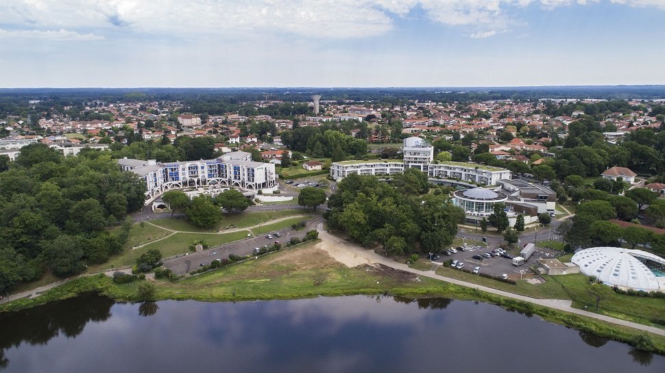 Vue aérienne des établissements thermaux St Paulois 