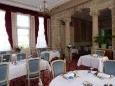 Hôtel des thermes à Bourbon l'Archambault pour une cure thermale en