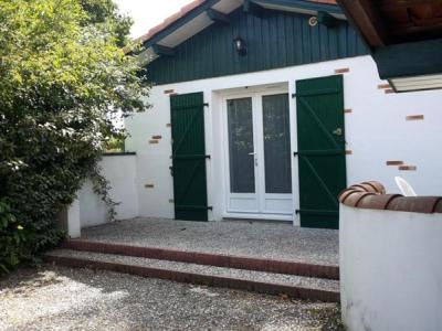 Photo Maisonnette avec un jardin arboré et calme à 2 km des thermes de Dax