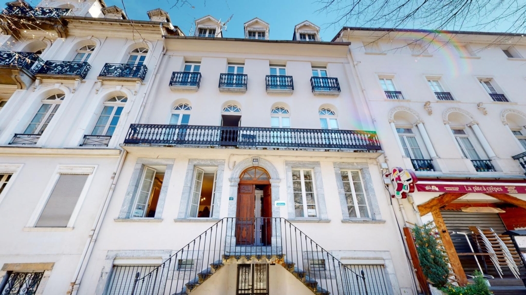 Bagnères-de-Luchon - location curiste LC-1582 n°1