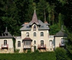 Photo Chambres d'hôtes à Uriage les Bains dans un manoir