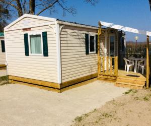Photo MOBILHOME CONFORT 4 PERSONNES A CONTREXEVILLE