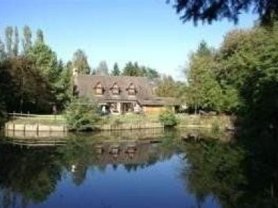 Photo Chambres spacieuses dans un parc dans la station thermale de Saint Amand les Eaux
