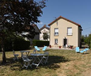 Photo Studio à 1 km du centre thermal d'Evaux Les Bains pour 2 personnes