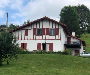 Photo Appartement à HASPARREN avec belle terrasse