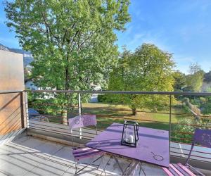 Photo Grand T2 avec terrasse et parking, lit en 160 pour les curistes d'Aix les Bains