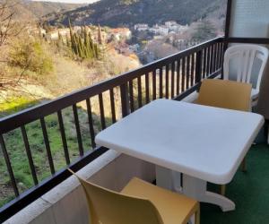 Photo Studio au calme sans vis-à-vis dans la résidence des Thermes d'Amélie-les-Bains, au 5ème avec ...