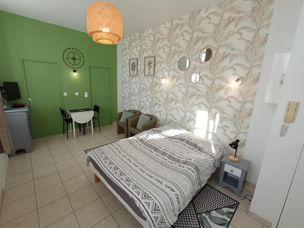 Rochefort - location curiste LC-2850 n°1