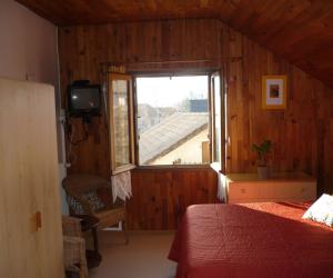 Photo Proche DES THERMES CHEVALLEY D'AIX LES BAINS, Appartement au 1er étage avec une chambre