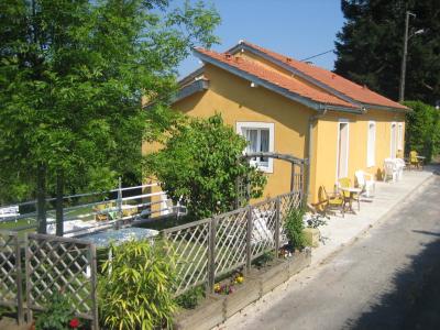 Photo Gite pour les curistes de Cransac dans une maison Photo Gite pour les curistes de Cransac dans une maison