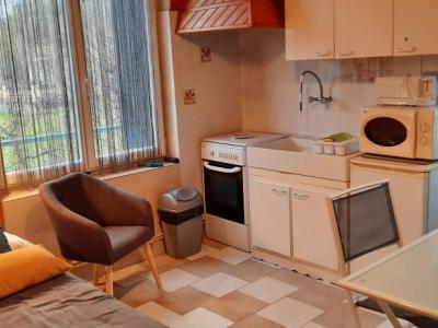 Photo studio de 18 m2 à Chatel Guyon (63140) 