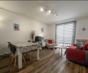 Photo Appartement T2 en 3⭐️ à 300 mètres des thermes d'Ax-les-Thermes au 2ème étage sans ...