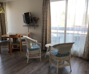 Photo Studio 33m² avec balcon dans résidence de standing avec parking à 12min à pied de la cure de ...