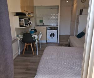 Photo STUDIO POUR 2 PERSONNES A 800 M DES THERMES DE BALARUC-LES-BAINS