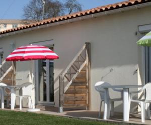 Photo Studio en rez-de-jardin à Jonzac avec terrasse et parking -N°4-