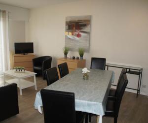 Photo Port de Rochefort - appartement avec 2 chambres + balcon + possibilité parking - A22