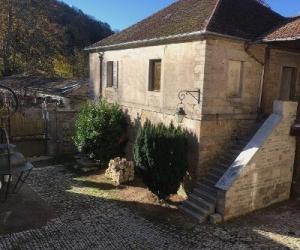 Photo Gite dans maison de Maitre pour 4 personnes proche des thermes de Lons le Saunier