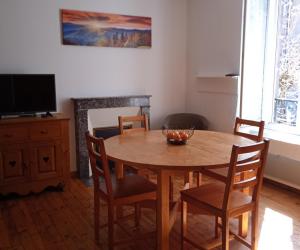 Photo Appart T2, 4 pers, 1 chambre au Mont Dore à 650 mètres de la cure thermale