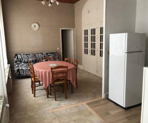 Photo Appartement calme et lumineux à 260m des thermes La Bourboule en rez-de-chaussée