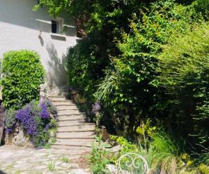 Photo Logement avec jardin sans vis-à-vis, proche des thermes d'Aix les Bains avec parking