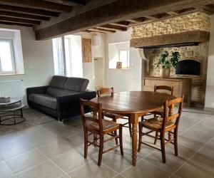 Photo Maison de campagne entièrement rénovée à 10 minutes des thermes de Saint-Honoré-les-Bains