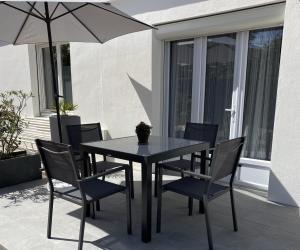 Photo Grand deux-pièces rénové avec parking et terrasse – Cambo-les-Bains