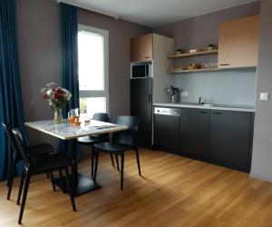 Photo Appartement avec balcon, accès direct au centre thermal de Châtel-Guyon - T2 - lits jumeaux - Dô