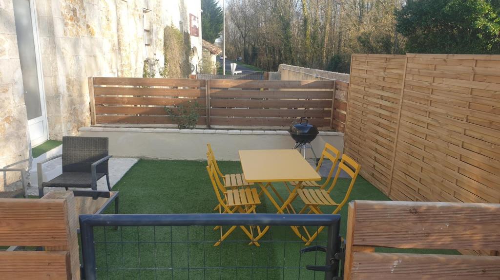 Saint-Genis-de-Saintonge - location curiste LC-4237 n°1