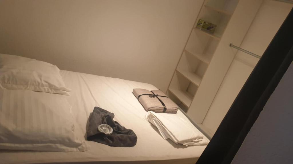 Saint-Genis-de-Saintonge - location curiste LC-4246 n°1