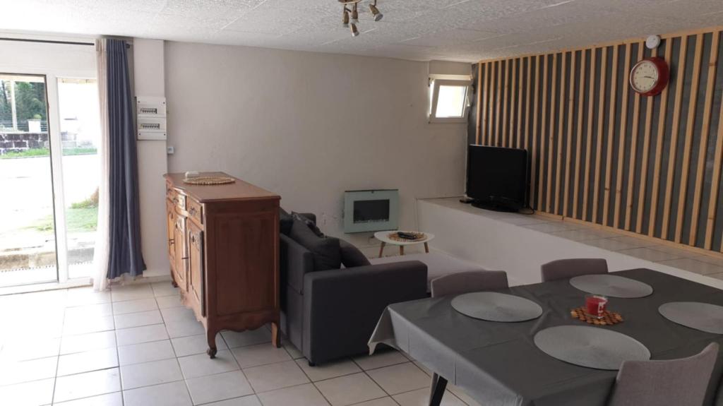 Saint-Genis-de-Saintonge - location curiste LC-4246 n°9