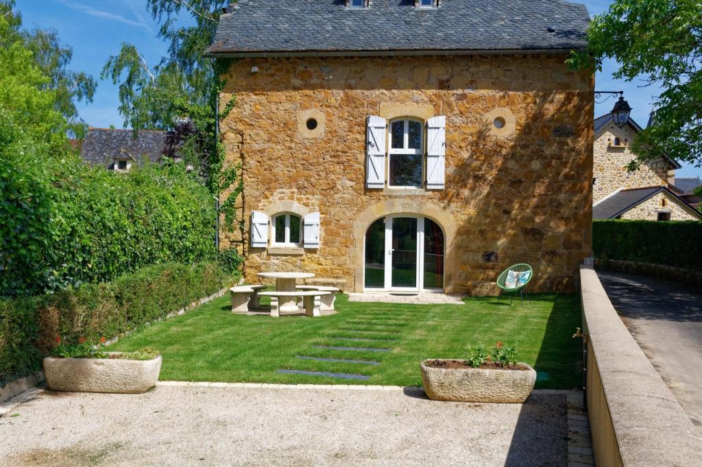 Valzergues - location curiste LC-4292 n°1