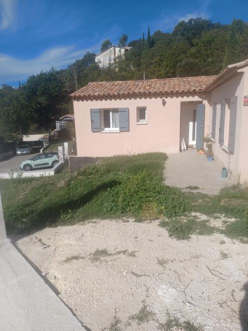 Gréoux-les-Bains - location curiste LC-4327 n°1