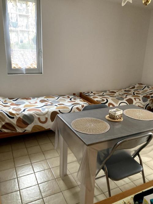 Gréoux-les-Bains - location curiste LC-4372 n°9