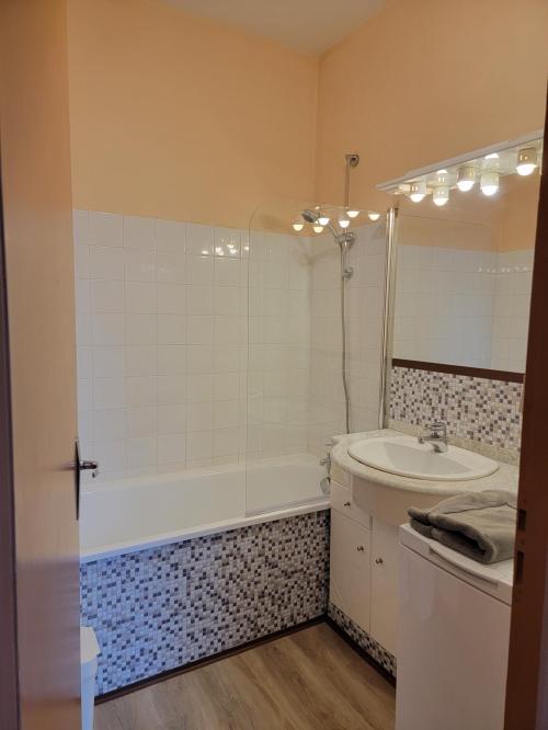 Bagnères-de-Bigorre - location curiste LC-4375 n°10