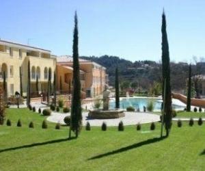 Photo Studio à 800m des thermes de Gréoux les Bains avec piscine