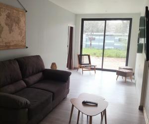 Photo Grand appartement à 800 mètres des thermes de Rochefort en rez-de-chaussée avec terrasse et ...