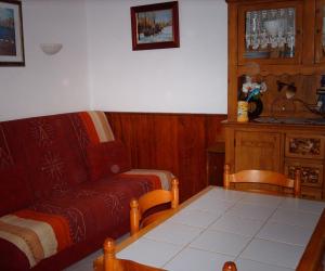 Photo appartement de 30 M2 conçu que pour 4 personnes sans ascenseur au Mont-Dore