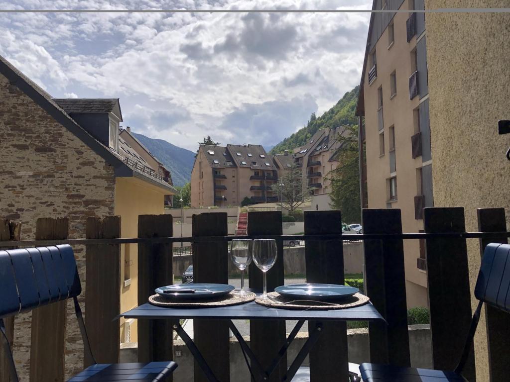 Bagnères-de-Luchon - location curiste LC-4561 n°1