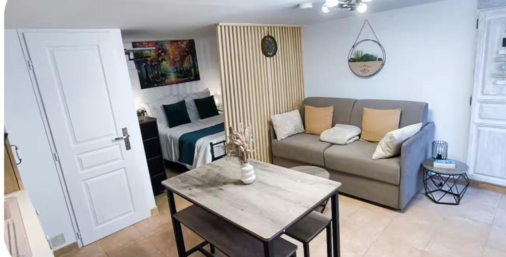 Estoublon - location curiste LC-4563 n°1