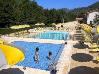 Photo Mobil-home et emplacements pour caravane ou camping-car à Digne les Bains Photo Mobil-home et emplacements pour caravane ou camping-car à Digne les Bains